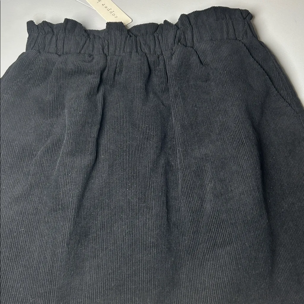 Copper Key Black Corduroy Skirt Women's Size Medium Mini Skirt Paperbag Waist - Image 9