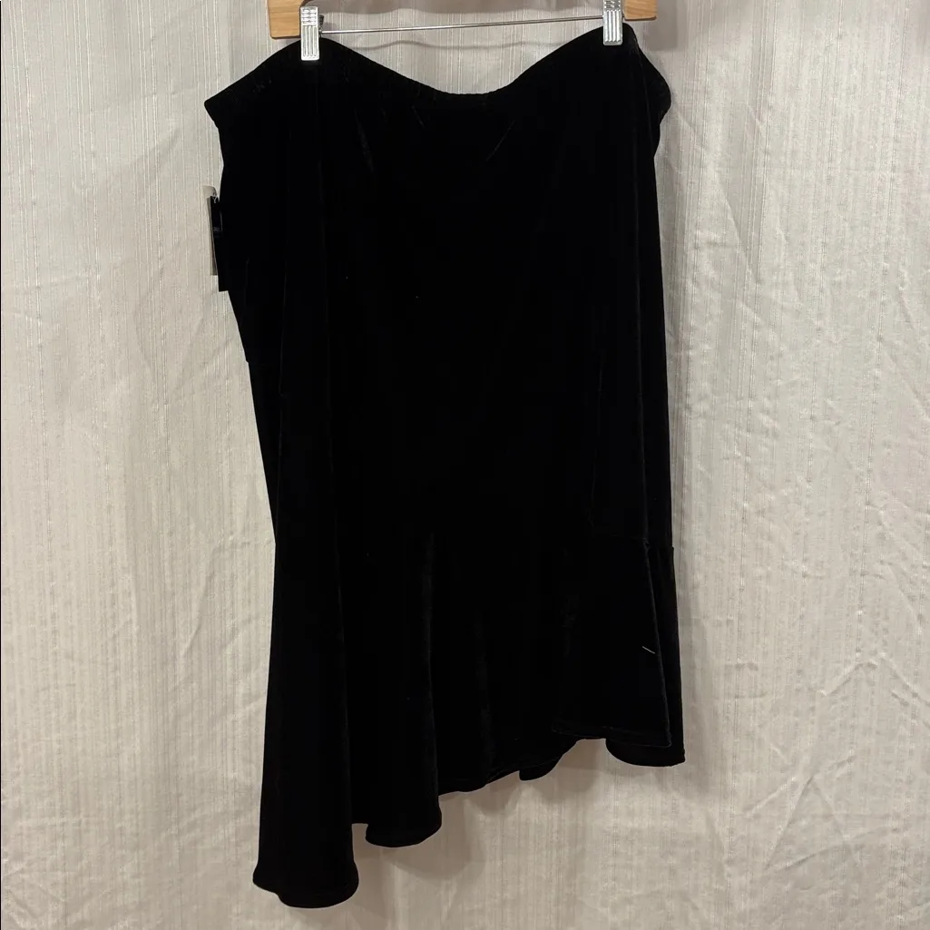 NWT Vintage Leslie Fay Asymmetrical Hem Velvet Skirt - Image 4