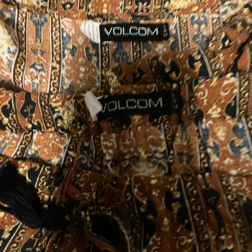 Volcom Tan Patterned Lounge Set - Image 5