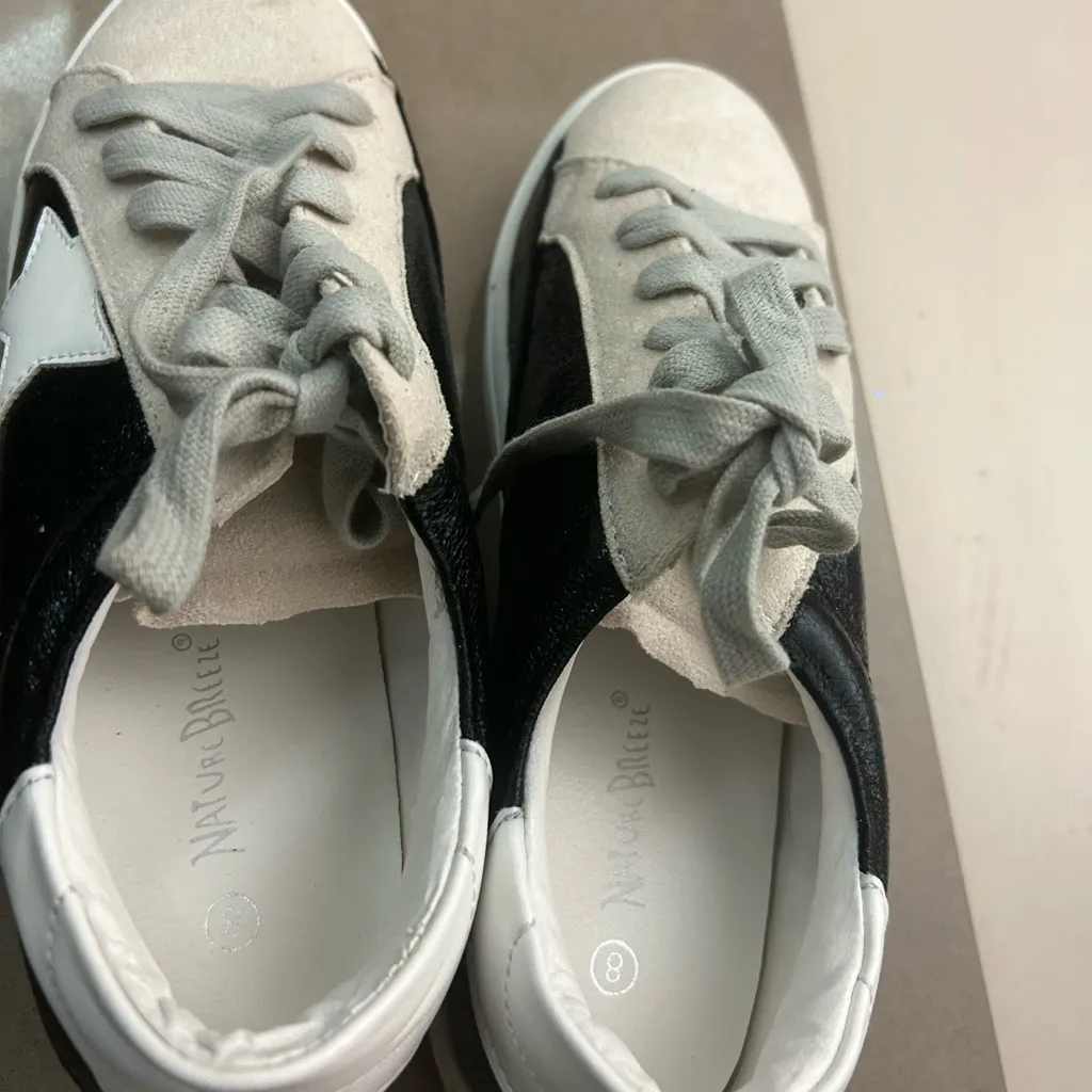 Nature Breeze Cream and Black Lace-Up Sneakers 8. Light peeling - Image 7