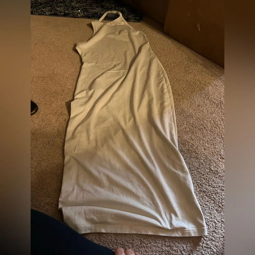 Akira small cream dress - Image 2