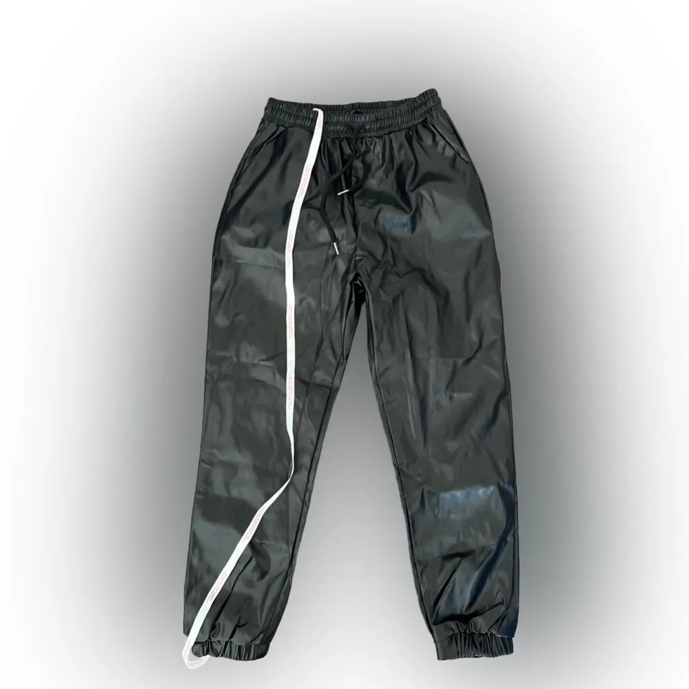 NWT‎ - Missguided- Faux Leather Drawstring Cuffed Joggers Petite - Image 3