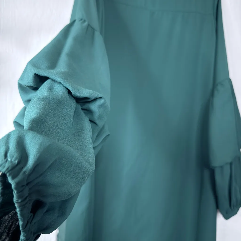 Elegant Green Women's Tunic Top - Image 9