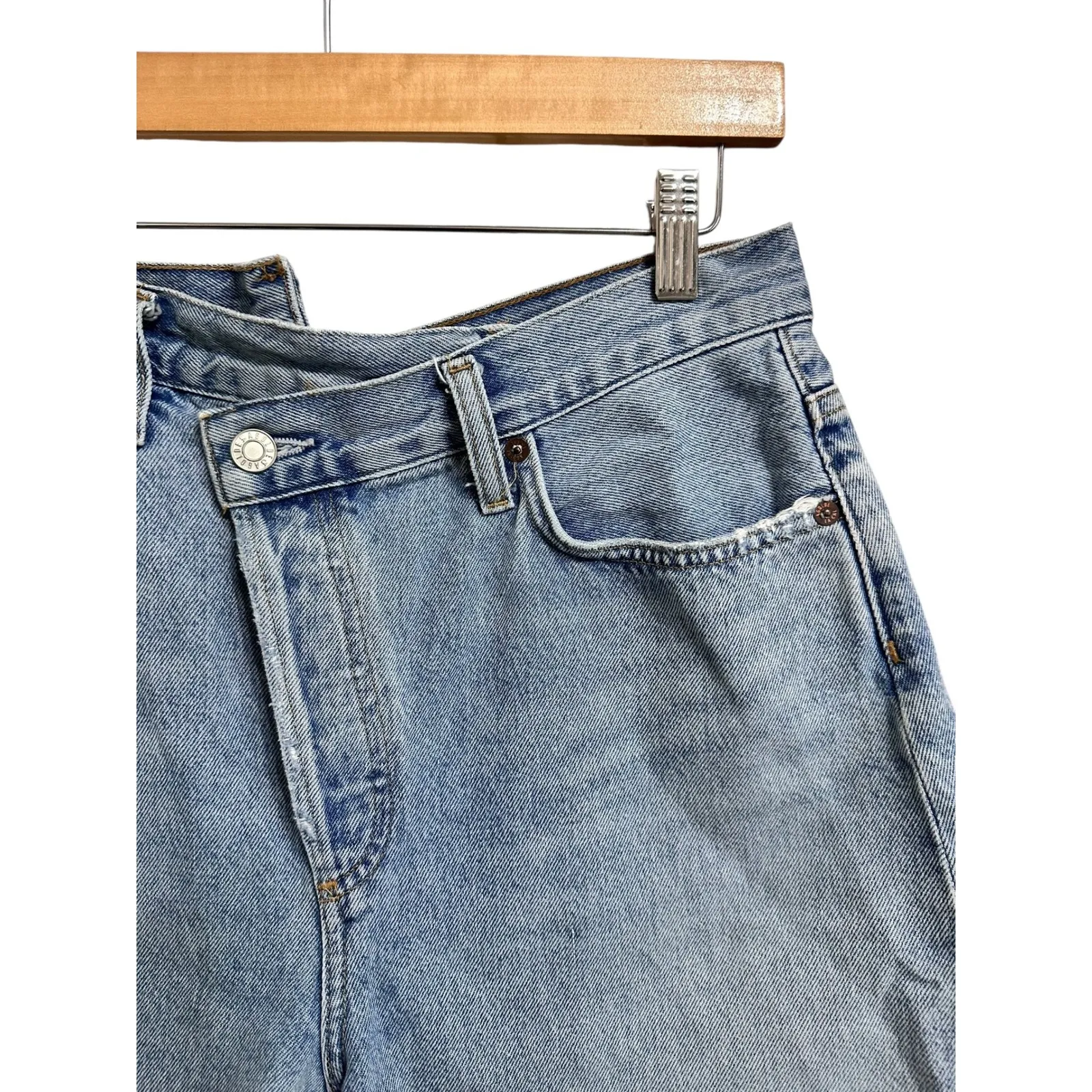 AGOLDE Criss Cross Waist Denim Shorts Distressed Frayed Blue Size‎ 28 - Image 2