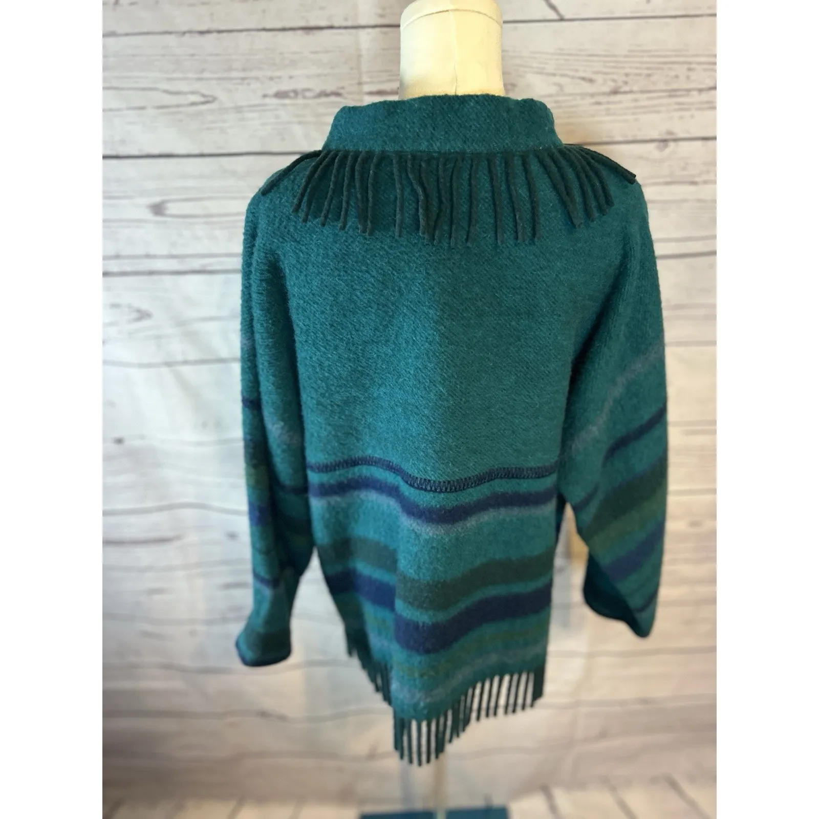 1960s LappLander Norwegian Virgin Wool Fringe Poncho Sweater Pullover Sz 40 - Image 5