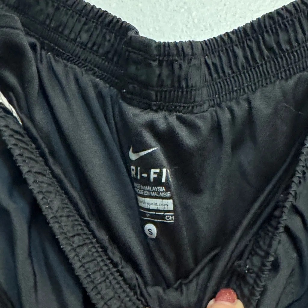 Nike Field Hockey Women's Black and White Athletic Shorts - Image 2