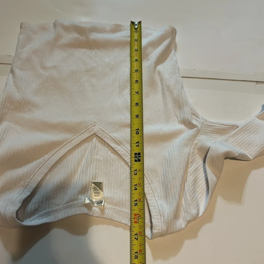 Bozzolo White Cropped Tight Fitting Long Sleeve V Neck Y2K - Image 6