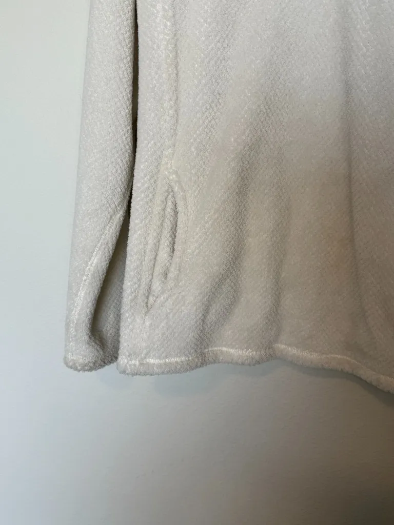 White cream Patagonia Women Fleece Pullover Jacket  - Image 6