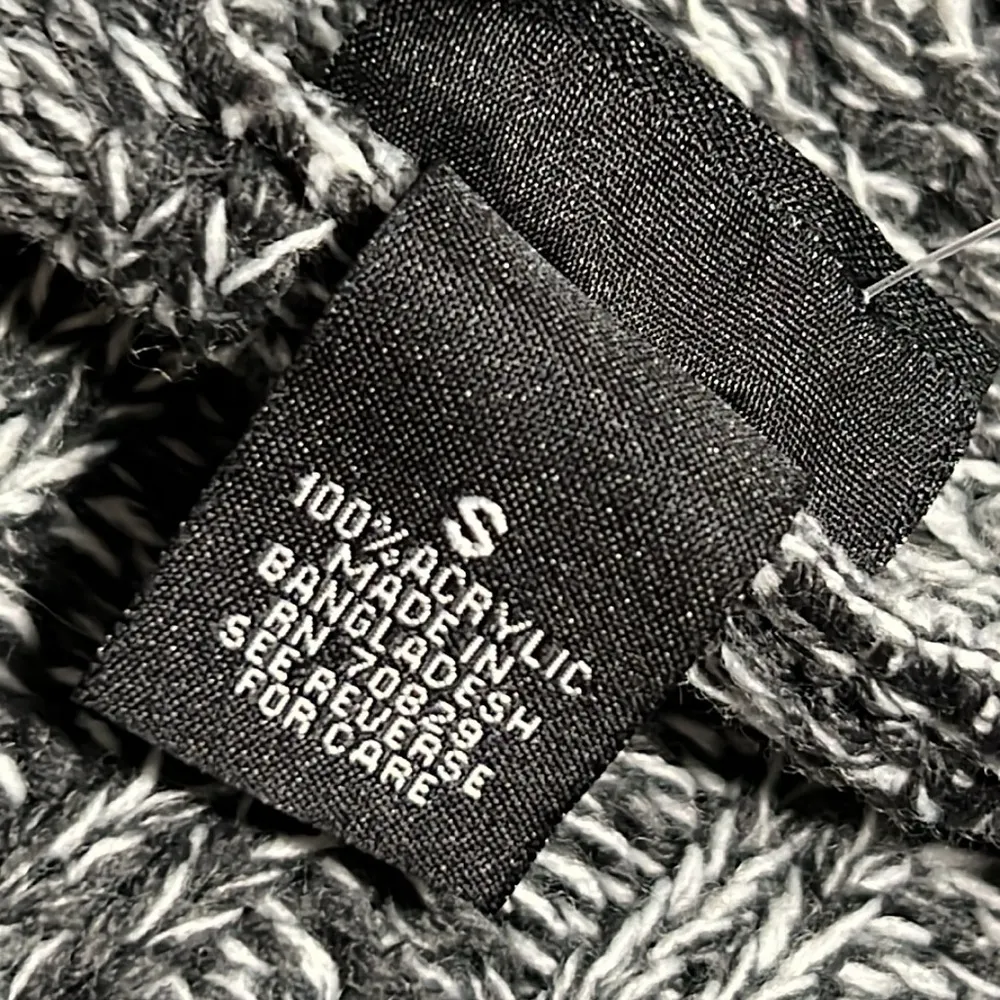 Rue21 size small grey one button cocoon cardigan long sleeve scooped side design - Image 2