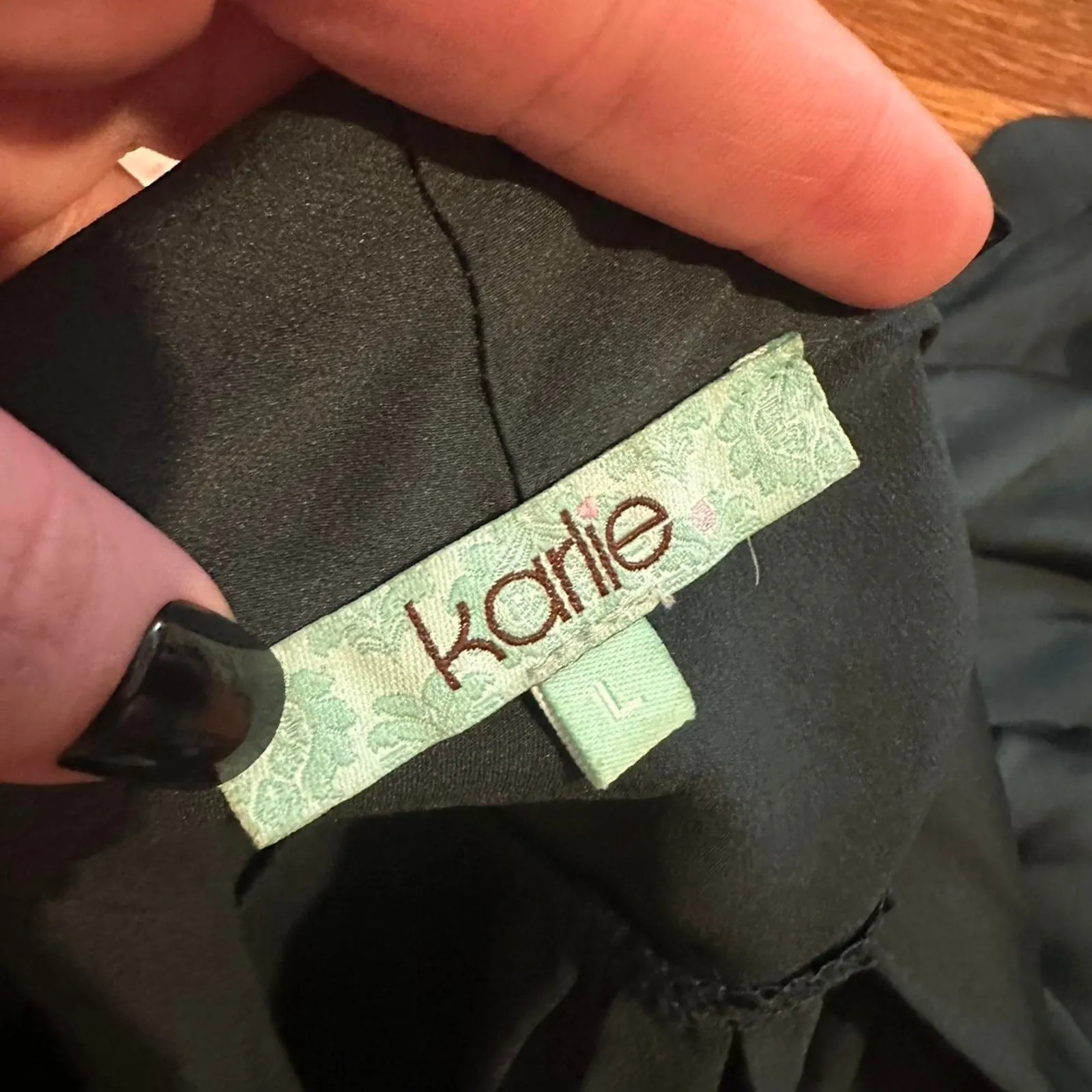 Emerald green satin deep x Size L - Image 3