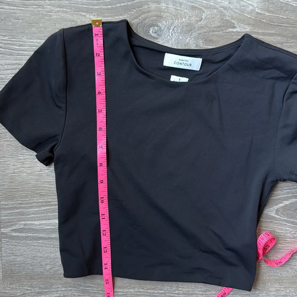 Aritzia Babaton Contour Crew Cropped Tee Small - Image 8