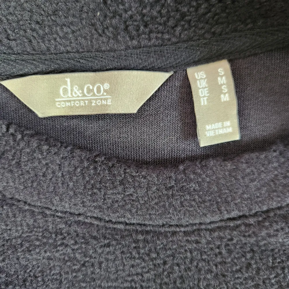 Denim & Co. Comfort Zone Baby Sherpa Crewneck Pullover Sweatshirt Black Small - Image 12