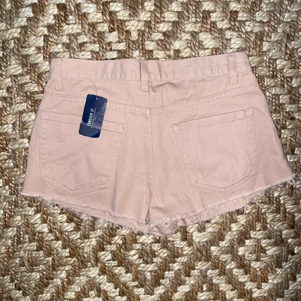 NWT Forever 21 Blush Distressed shorts - Image 3
