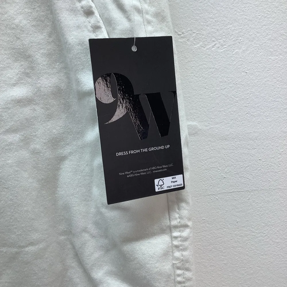 Nine West Size 14 Chino Wide Leg Crop Bright White Pants. New With Tags. - Image 3