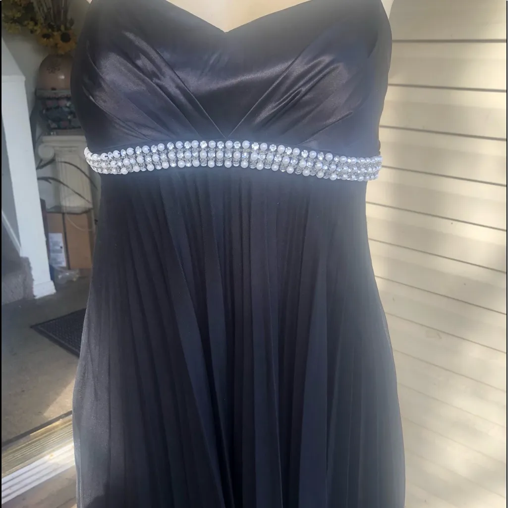 XOXO black party pleated dress - Image 2