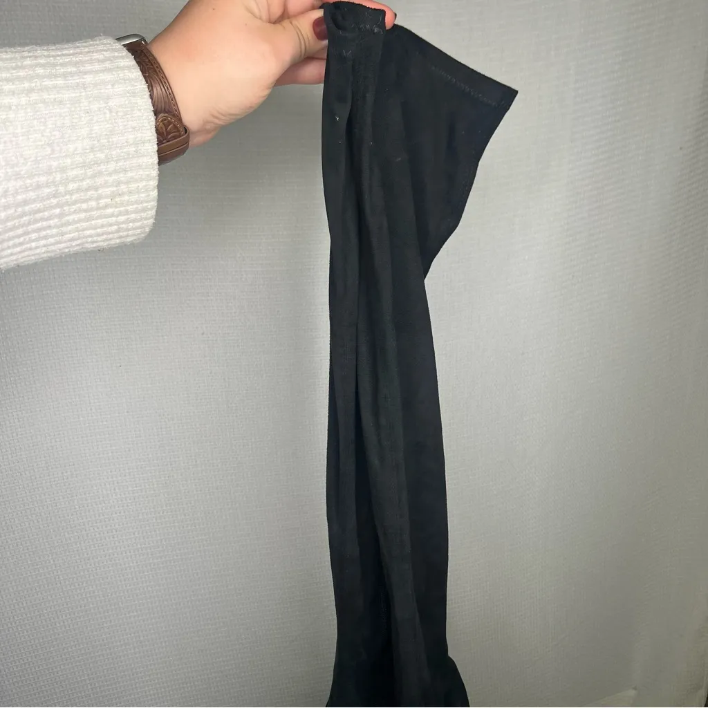 Zara Basic | 41 Black Over the Knee Boots‎ with Block Heel and Pull-On Style - Image 5