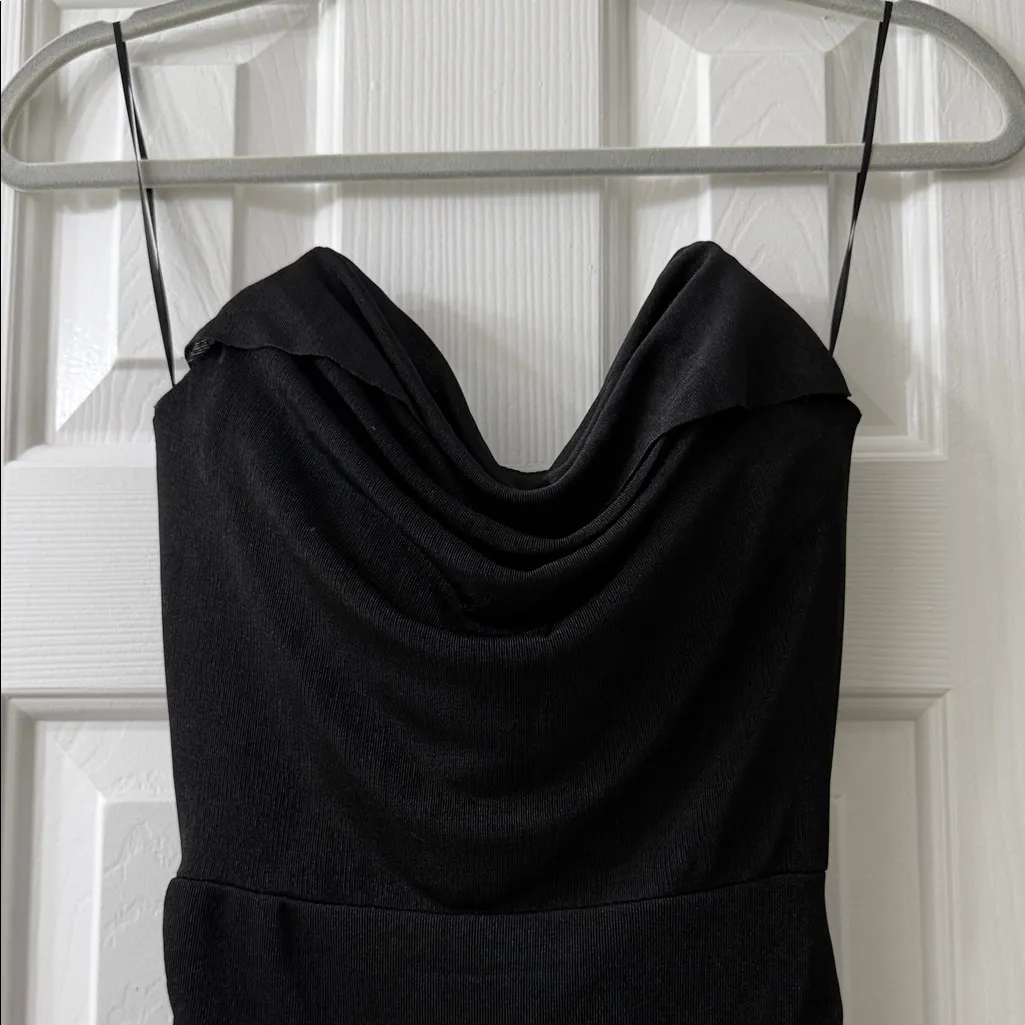 NWT Chic Strapless Black Dress - Image 2