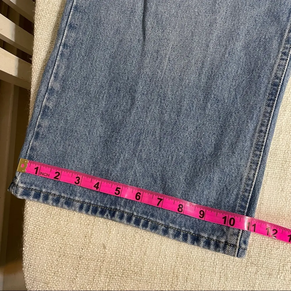 Levi’s Women’s Cropped Wide Leg Jeans - Image 15