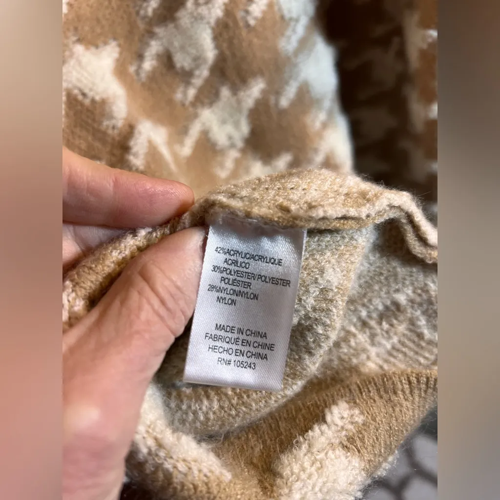 Bobeau Tan Patterned Crew Neck Sweater LG cabincore - Image 8