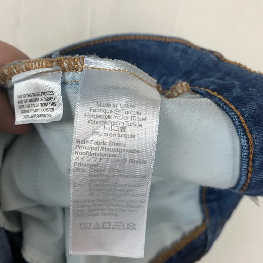 Madewell size 32 kick out mid rise crop Indigo Flare Jeans distressed blue denim - Image 10