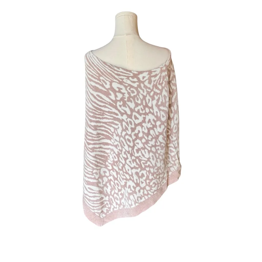 BAREFOOT DREAMS - NWT CozyChic Ultra Lite Ocean Breeze Rose Animal Poncho Sz OSP - Image 4