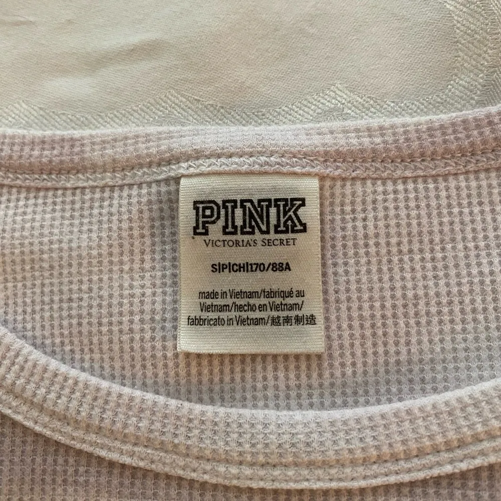 PINK V.S. Long sleeve camo waffle pullover shirt gray pink & white S - Image 5