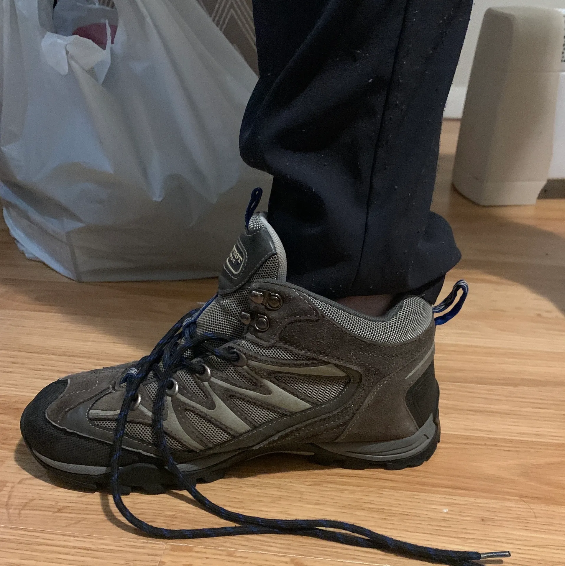 Northwest Territory Hiking Boots - Image 7