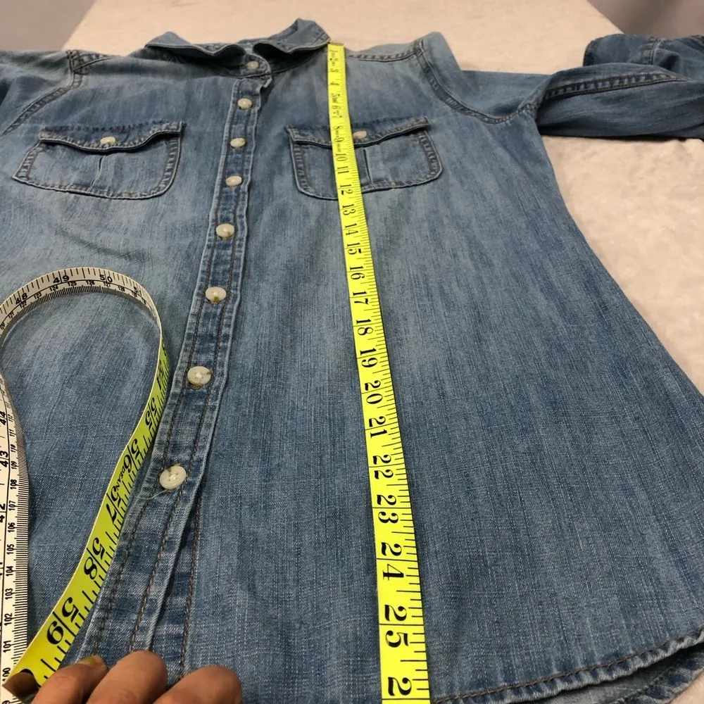 Mossimo Supply Co. Chambray Denim Shirt size medium - Image 9