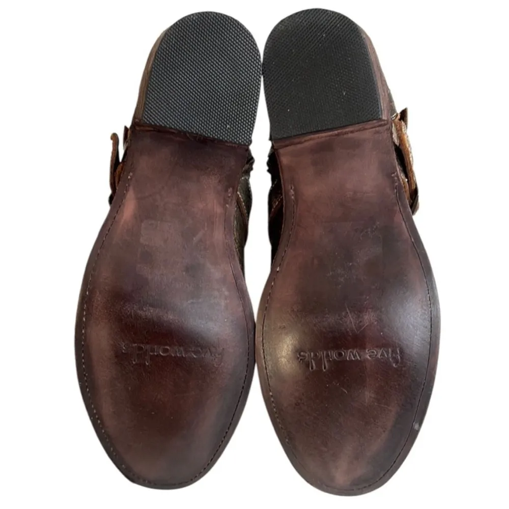 Like New Five Worlds by Cordani Leather Ankle Boots Size 9 1/2 Retail $268.00 - Image 8