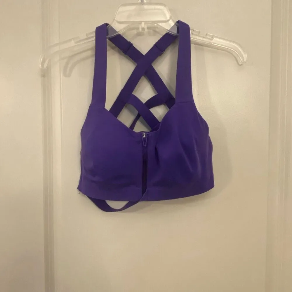 Victoria’s Secret sports bra, knockout size 34D - Image 2