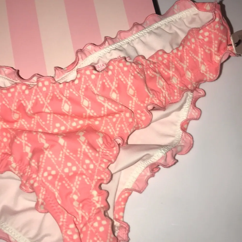 Victorias Secret The cheeky ruffle Small - Image 2