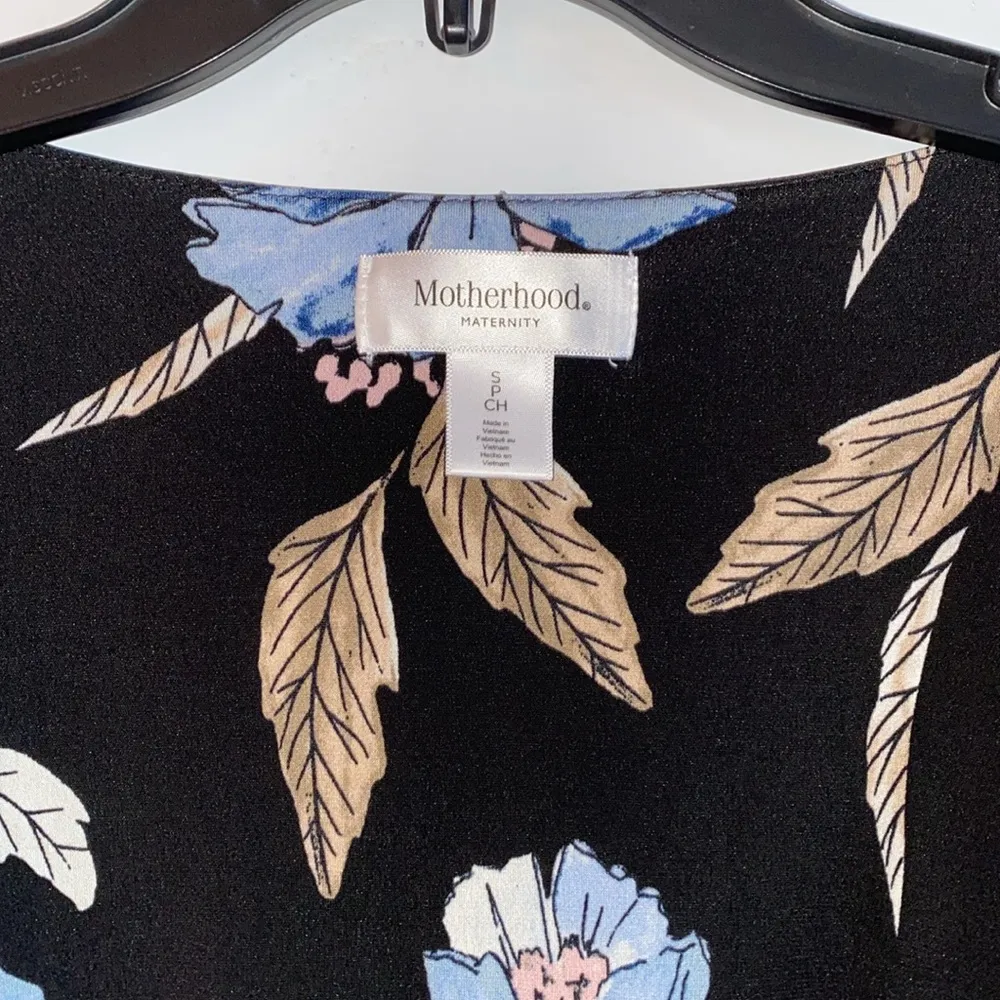 Maternity Floral Wrap Dress - Image 4