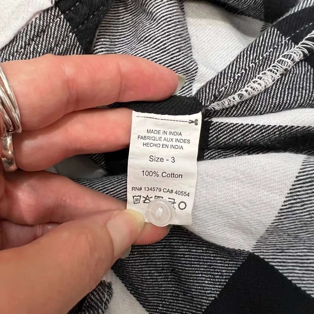 Sundry Black‎ & White Check/Plaid Flannel Button Up Shirt Size 3 - Image 6