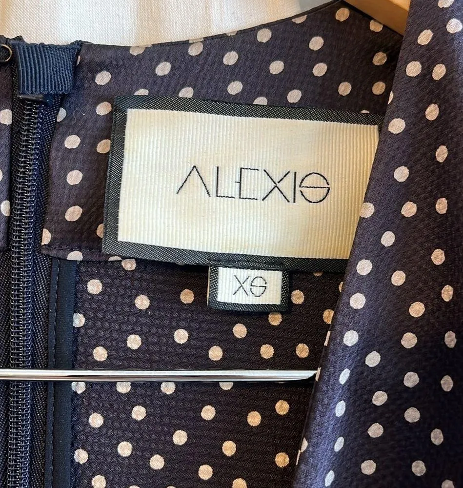 Alexis NWOT Kasany Blue Polka Dot Flowy Neck Tie Flutter Sleeve Midi Dress - Image 4