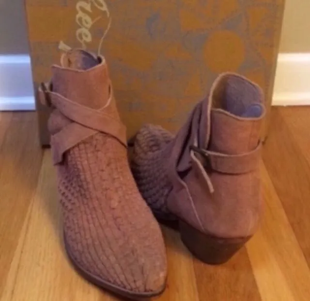 'Venture' Woven Suede Ankle Boots - Image 5