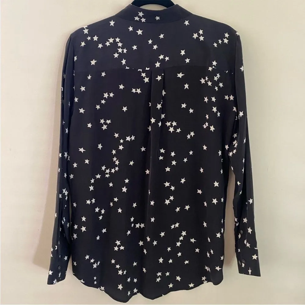 Revolve Equipment all over star print satin black blouse sz M - Image 2