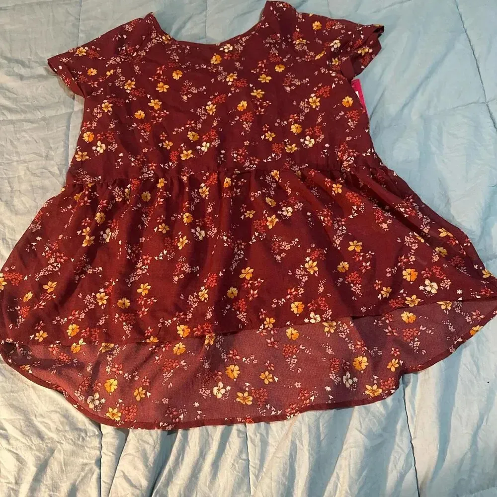 NWT Xhilaration Women's Floral Sheer Top Size M - Image 4