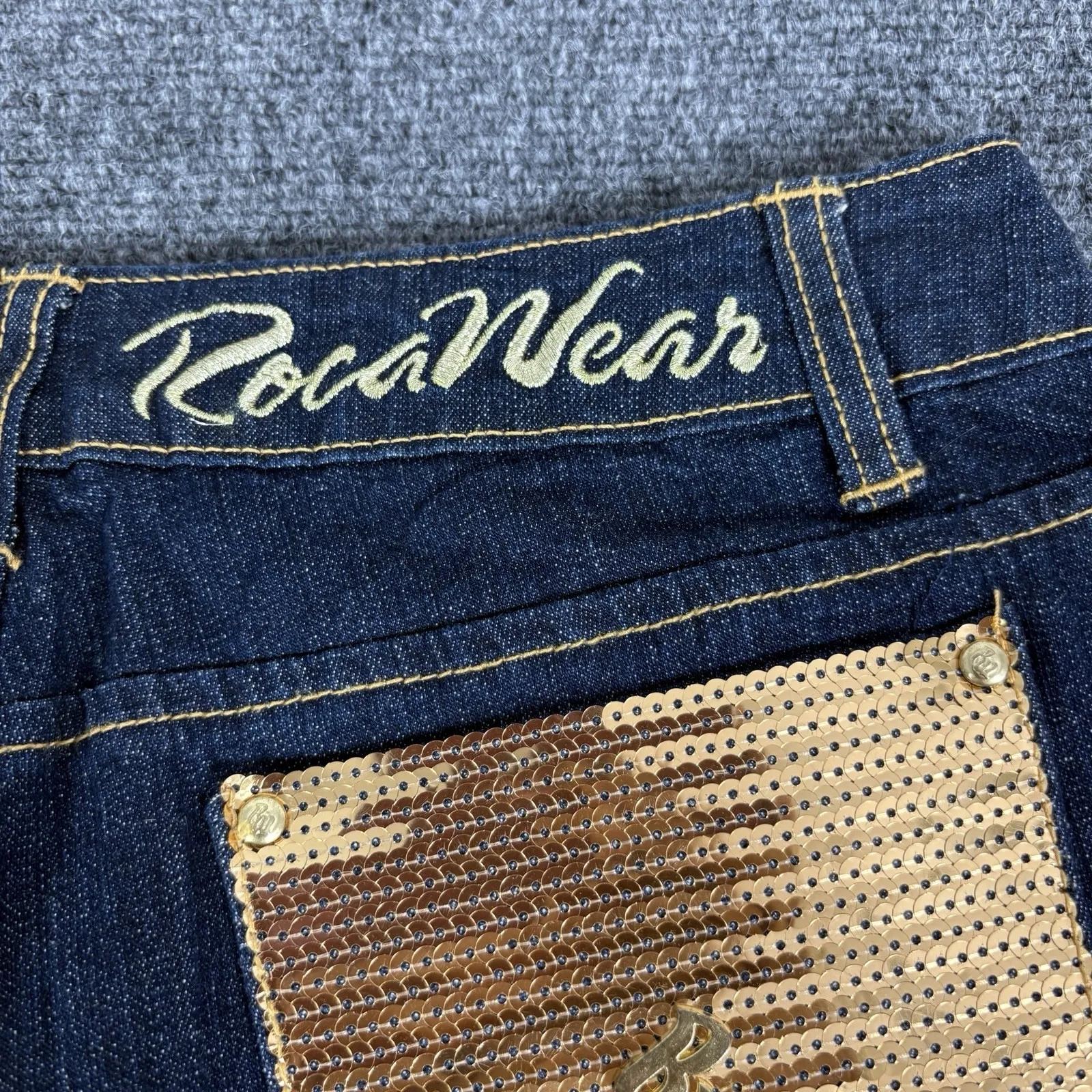 Vintage Y2K Juniors Roca Wear Flare Jeans Size 7 Sequin Gold Pockets Hip hop NWT - Image 2