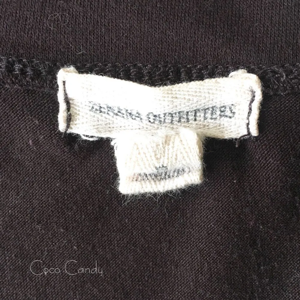 🔃Zenana Outfitters V Cut Brown Short Sleeve Shirt - Image 4