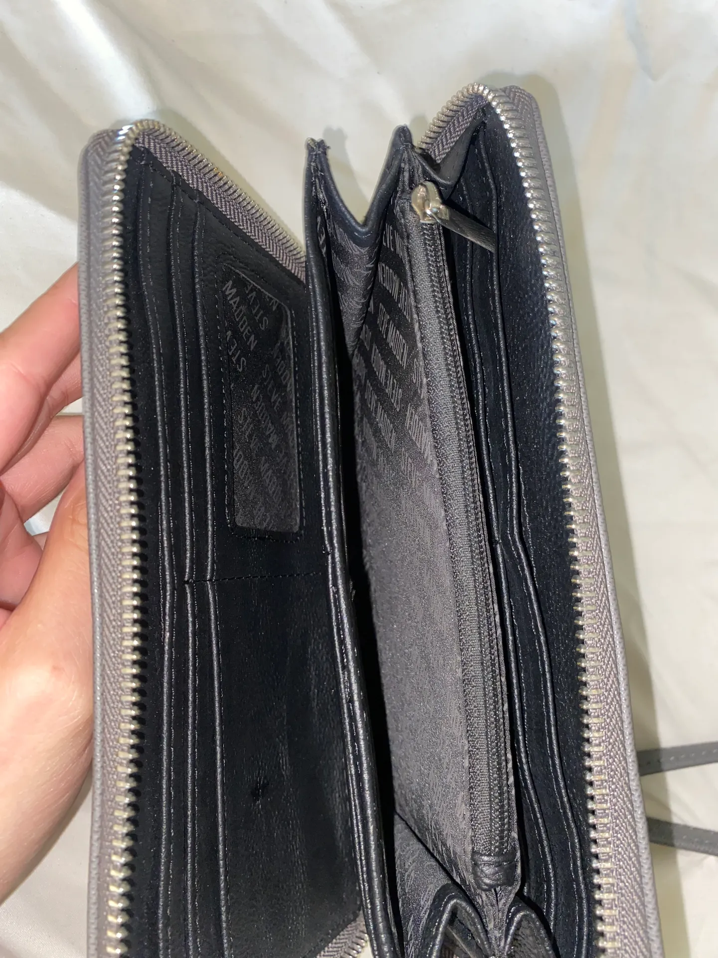 Steve Madden Wrist Wallet - Image 2