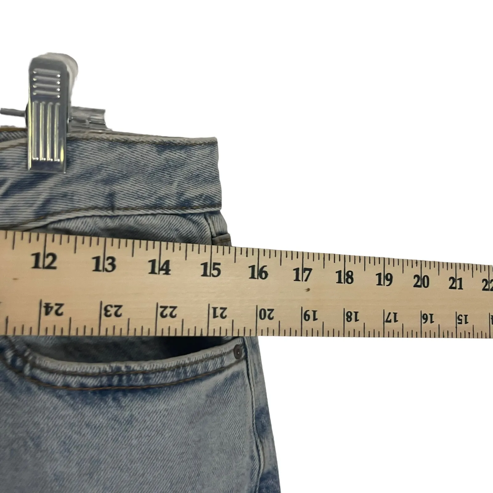 Cotton On Women's Size 10 Light Wash High Rise‎ Distressed Original Mom Jean - Image 10