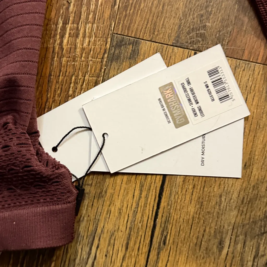 Gymshark Energy Cropped Leggings New with Tags size small Women’s winter berry - Image 5