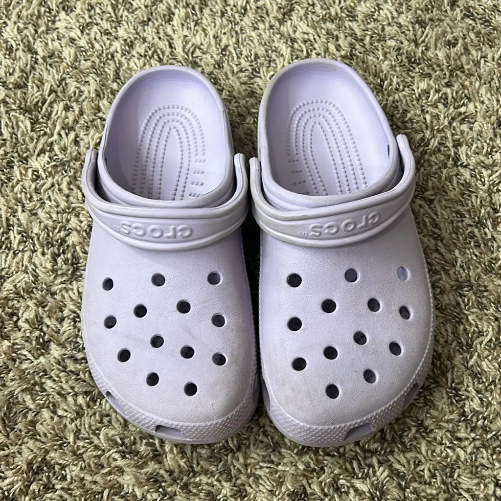 Crocs Light Purple Woman’s Sz 9 - Image 3