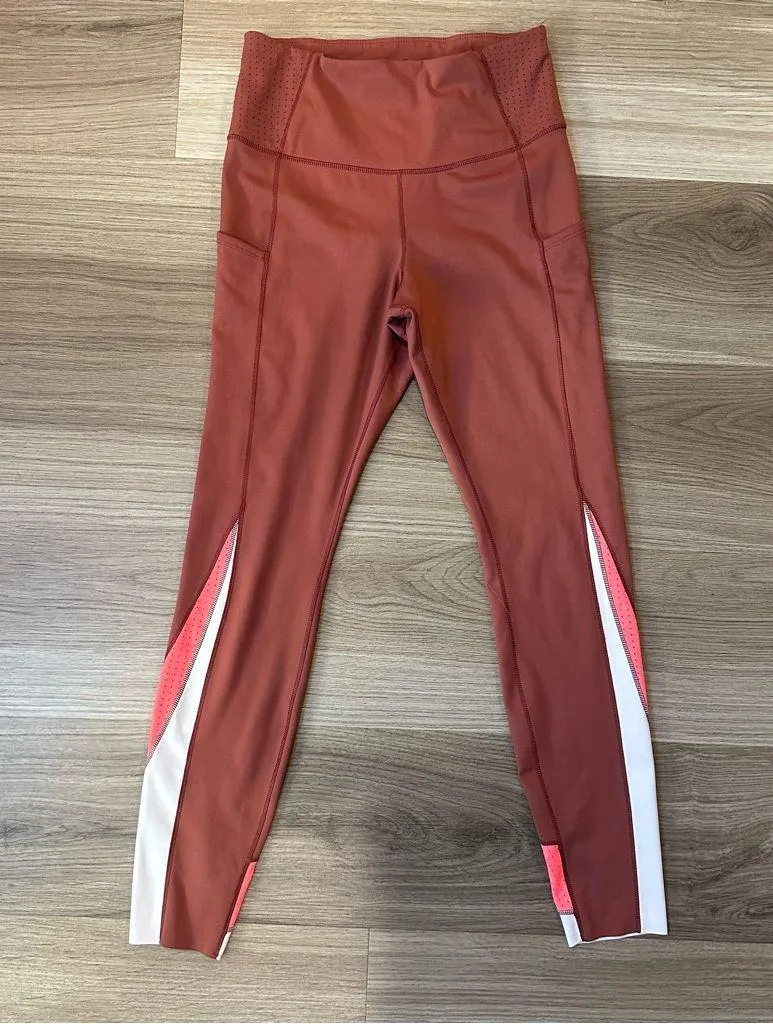 Brooks Method 7/8 Running Tight Women's size small pink terracotta workout pants - Image 3