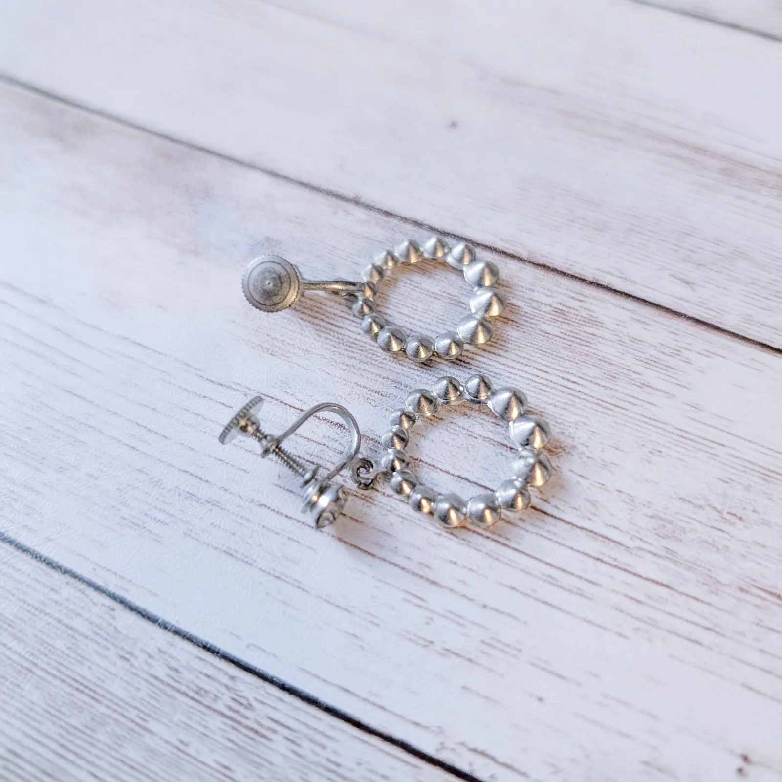 Vintage Screw Back Earrings Clear Gem Circle Dangle - Image 4