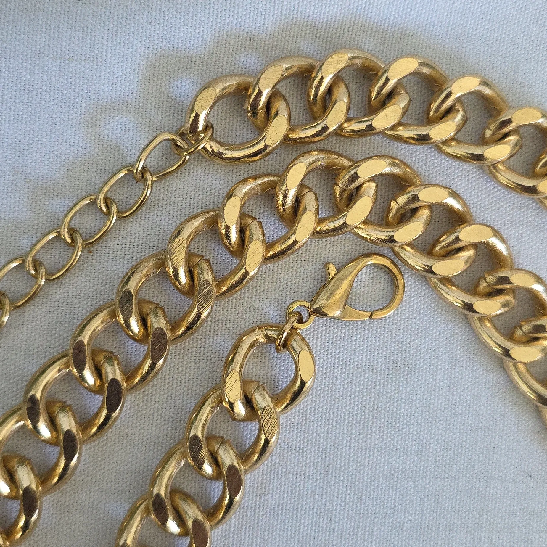 Boutique Gold Statement Chunky Cuban Link Chain Belt - Image 4