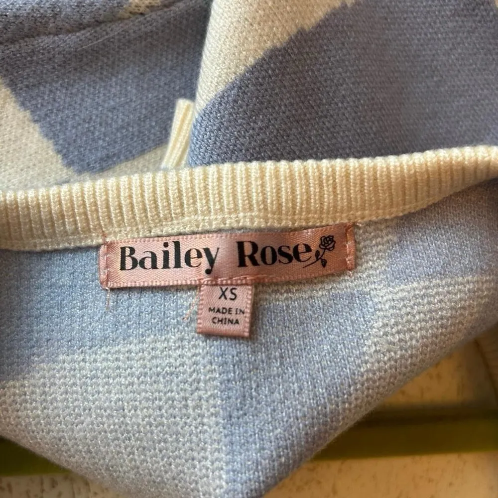 Bailey Rose Smiley Face Crop Top Tank - Image 7