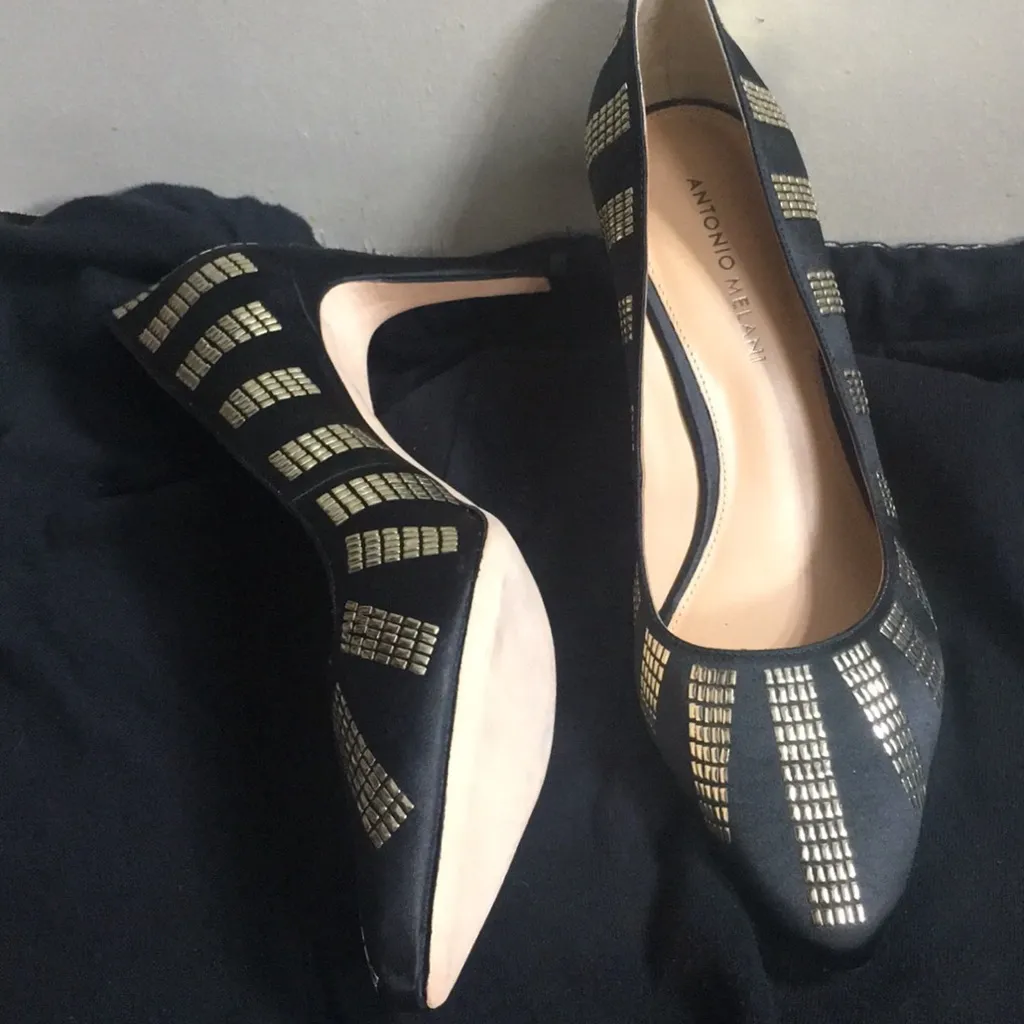 NEw Antonio Melani Satin pumps with gold studs - Image 8