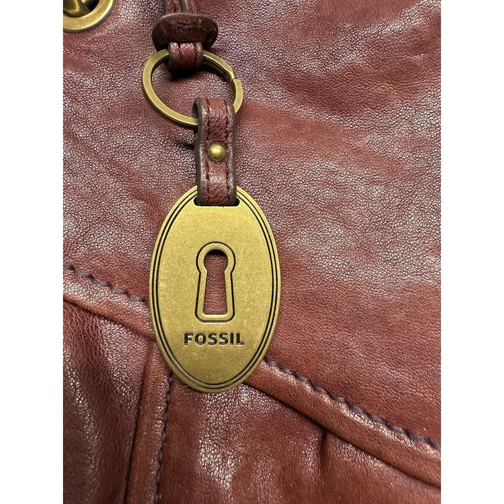Fossil Crossbody Bag Womens Brown Leather Long Live Vintage Flap Purse Key Tag - Image 2
