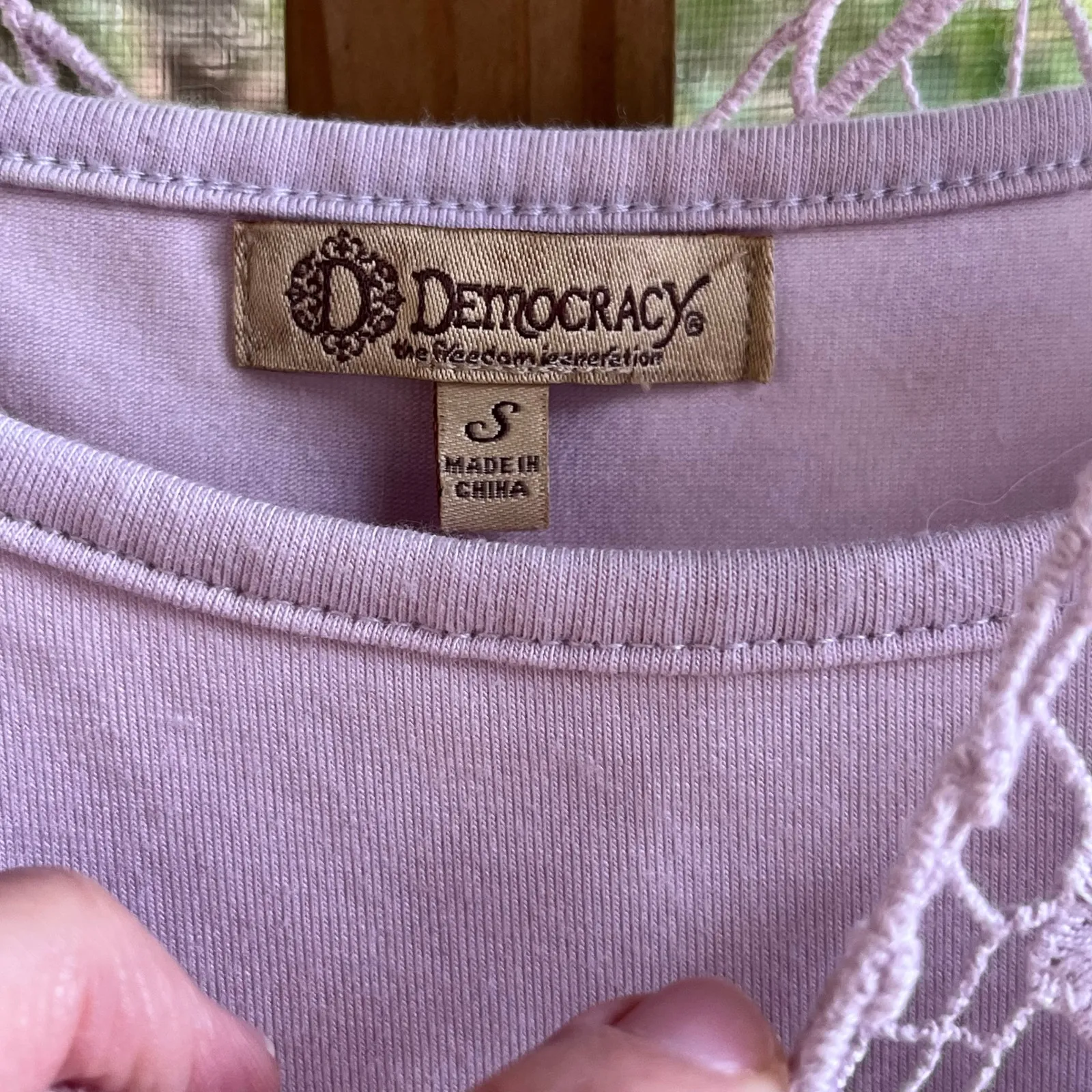 Democracy Women's Lilac Layered Crocheted Top Size S - Image 5